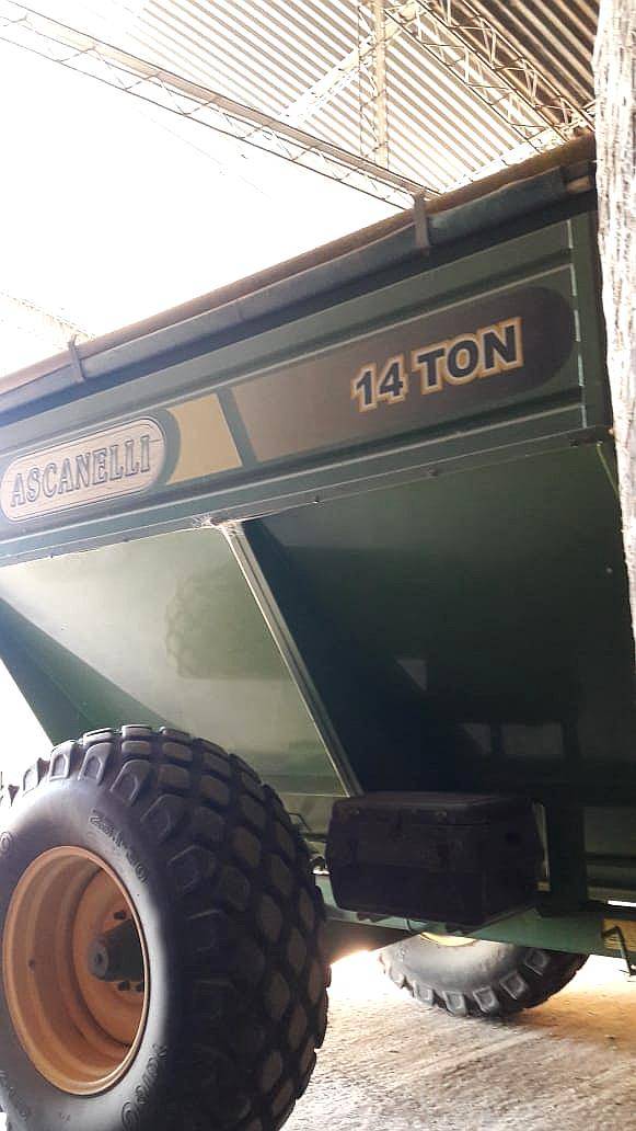 Tolva Autodescargable Marca Ascanelli 14 TN