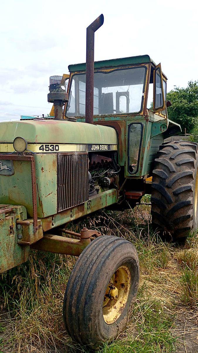 John Deere 4530, Control Remoto Doble