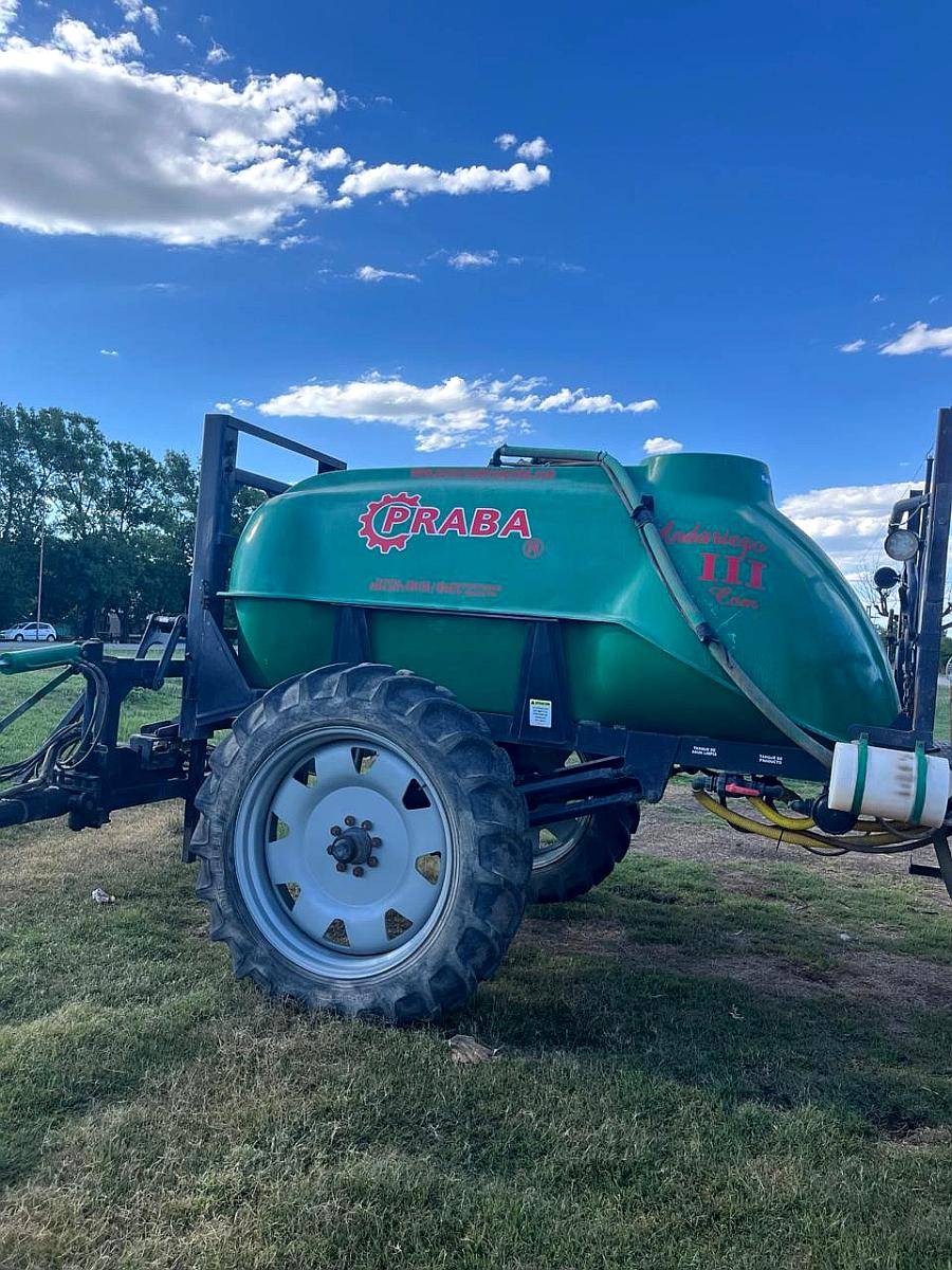 Pulverizador de Arrastre Praba 3800