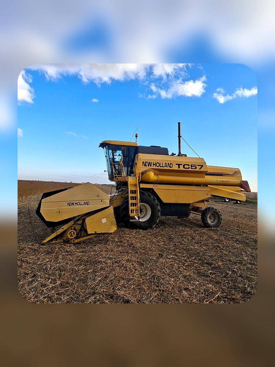 New Holland TC 57 año 2003. Tomo Usado de MI Interés