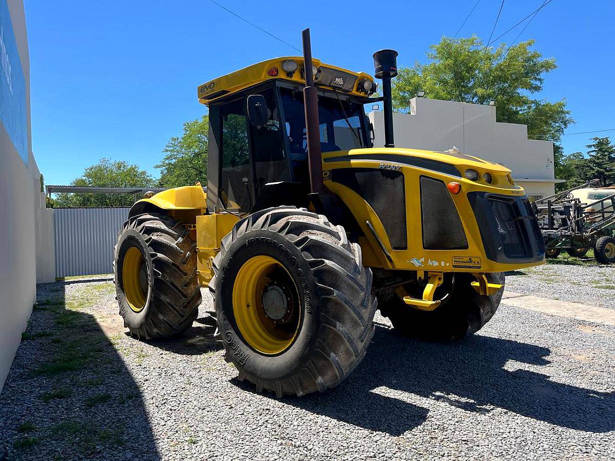 Tractor Pauny P - Trac 180 Usado