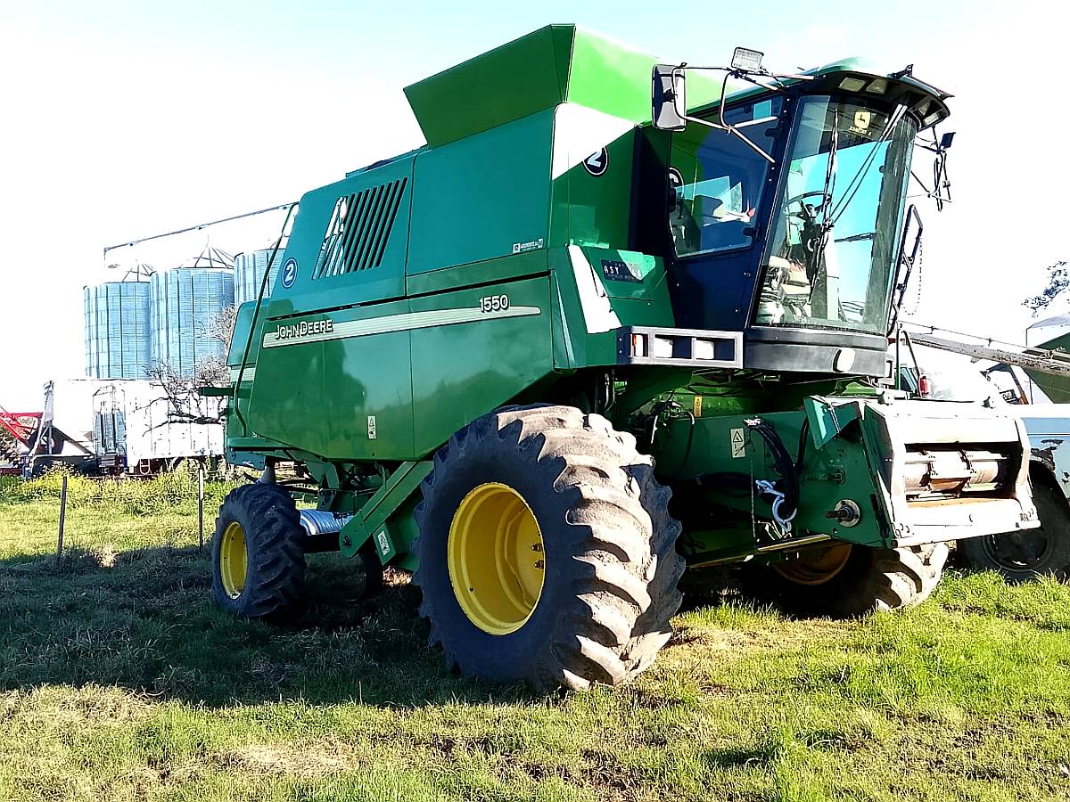 Cosechadora John Deere 1550