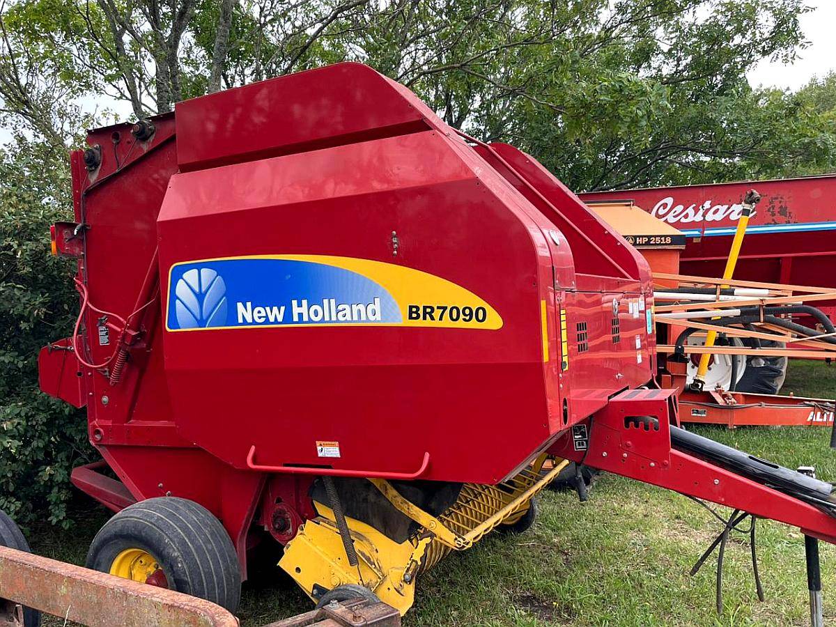 Rototoenfardadora New Holland BR7090