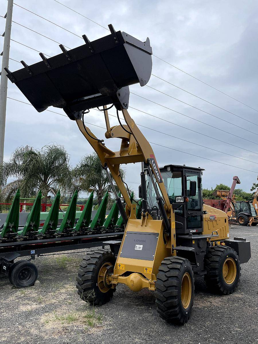 Pala Cargadora Lovol FL917 con Acople Rapido