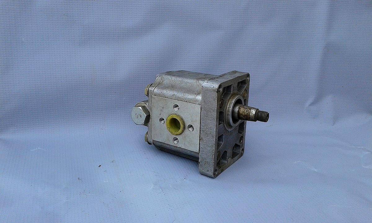 Bomba Hidráulica Dirección Levante Tres Puntos