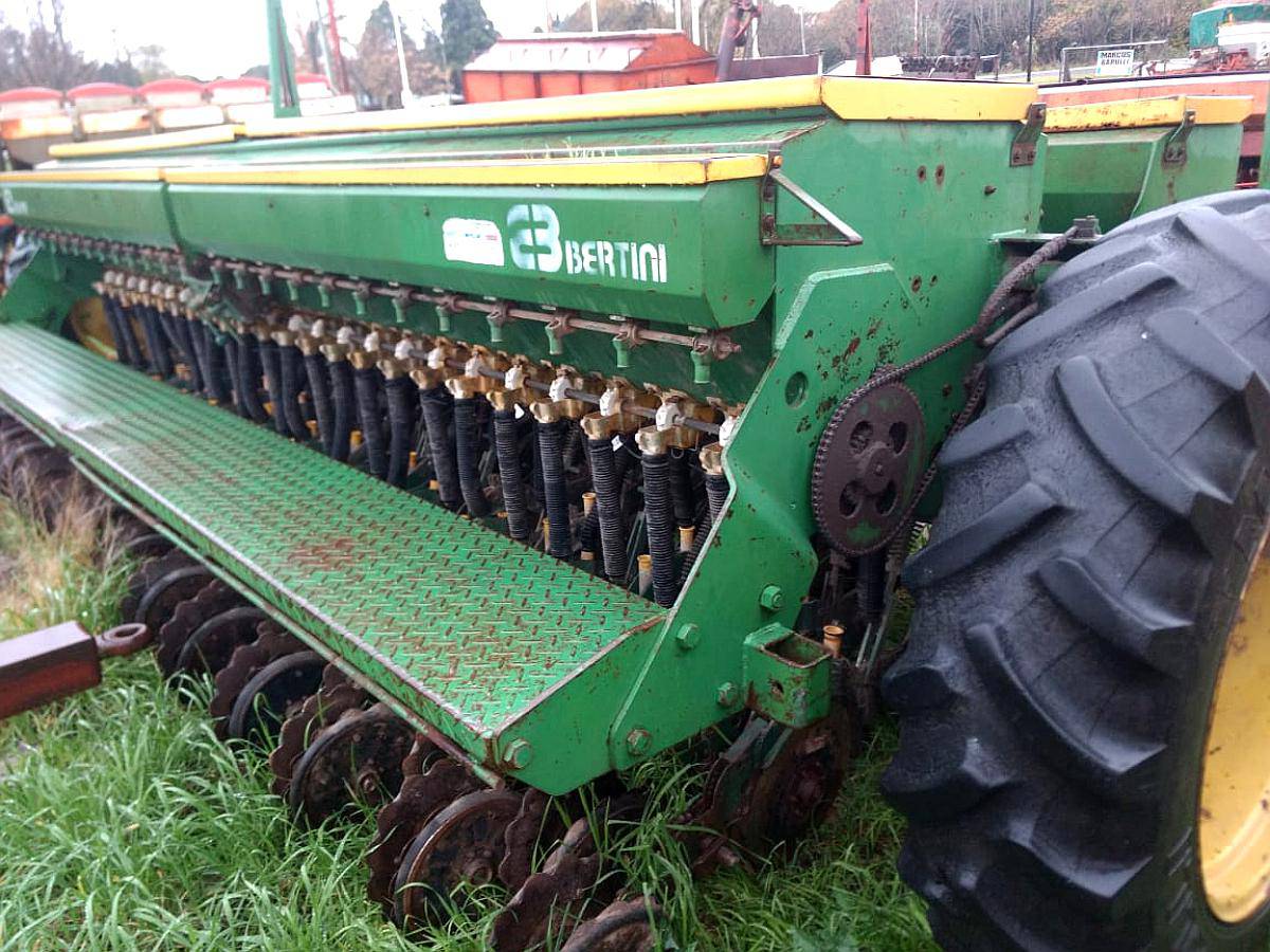 Sembradora Bertini 10000 De 25 A 17 5 A o 2002 Oferta Agroads