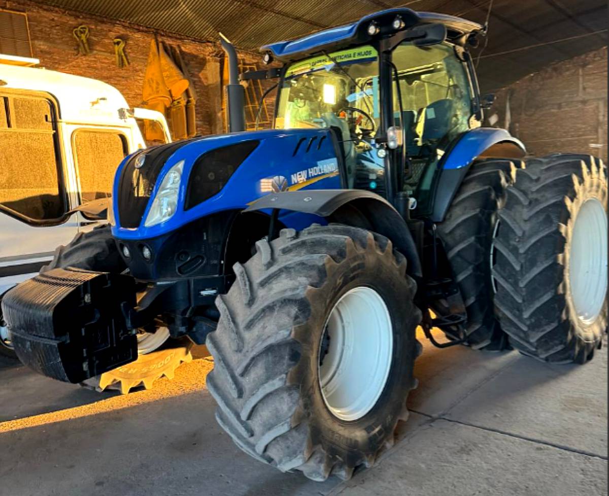 Tractor New Holland T7 240