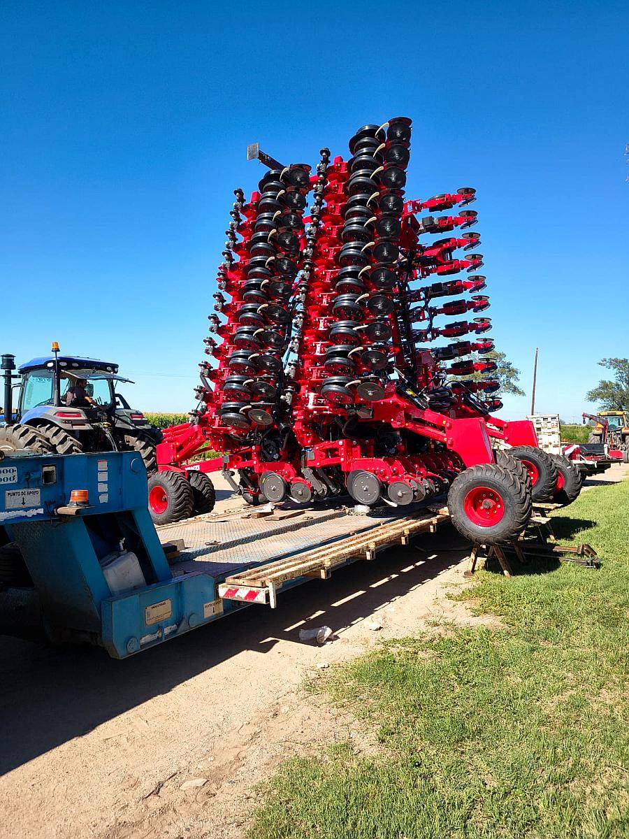 Sembradora Tanzi . .