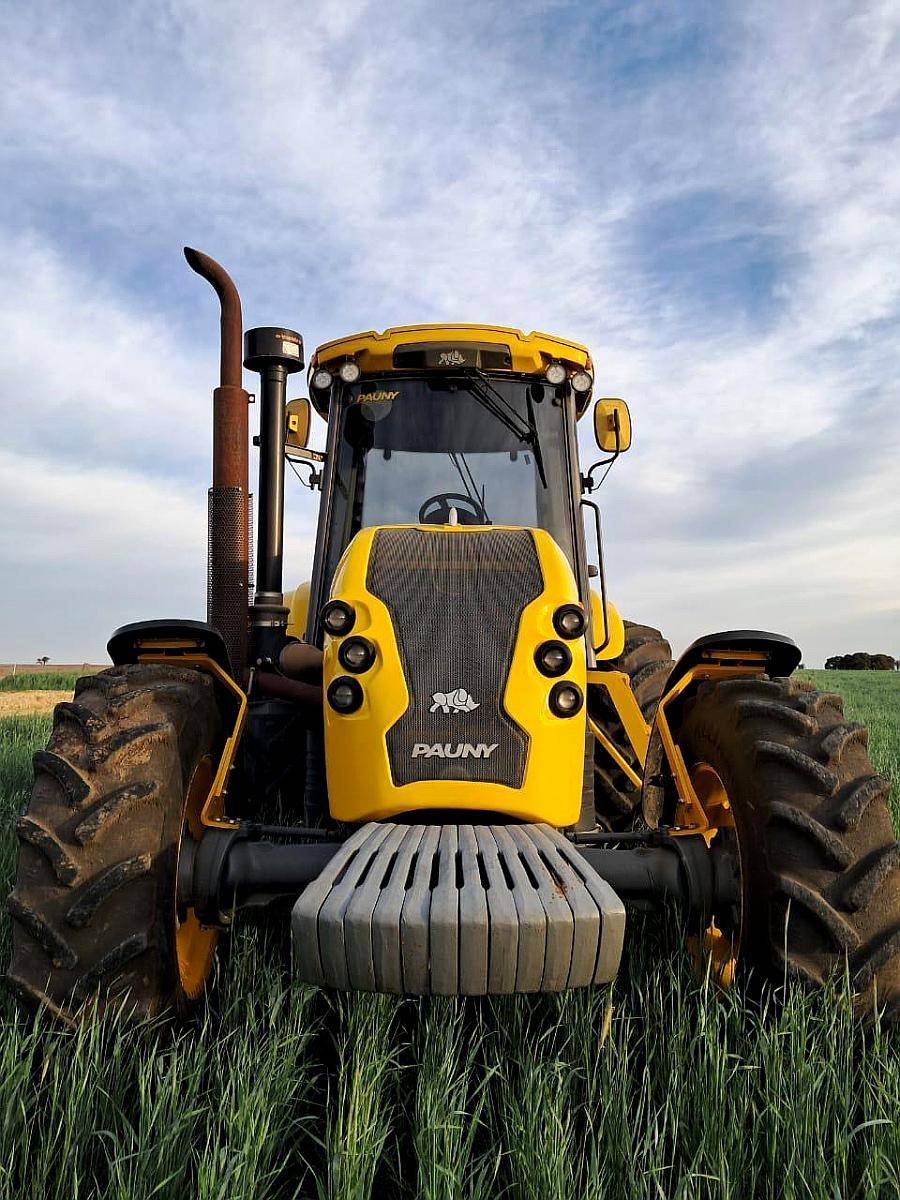 Tractor Pauny Audaz 2200