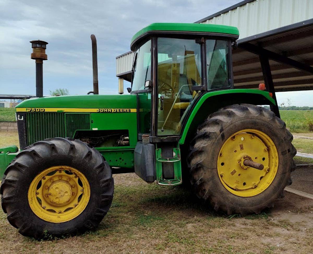 Tractor John Deere 7500 18,4 X 34 CC