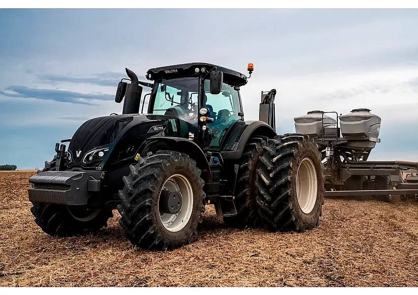 Tractor Valtra S 374