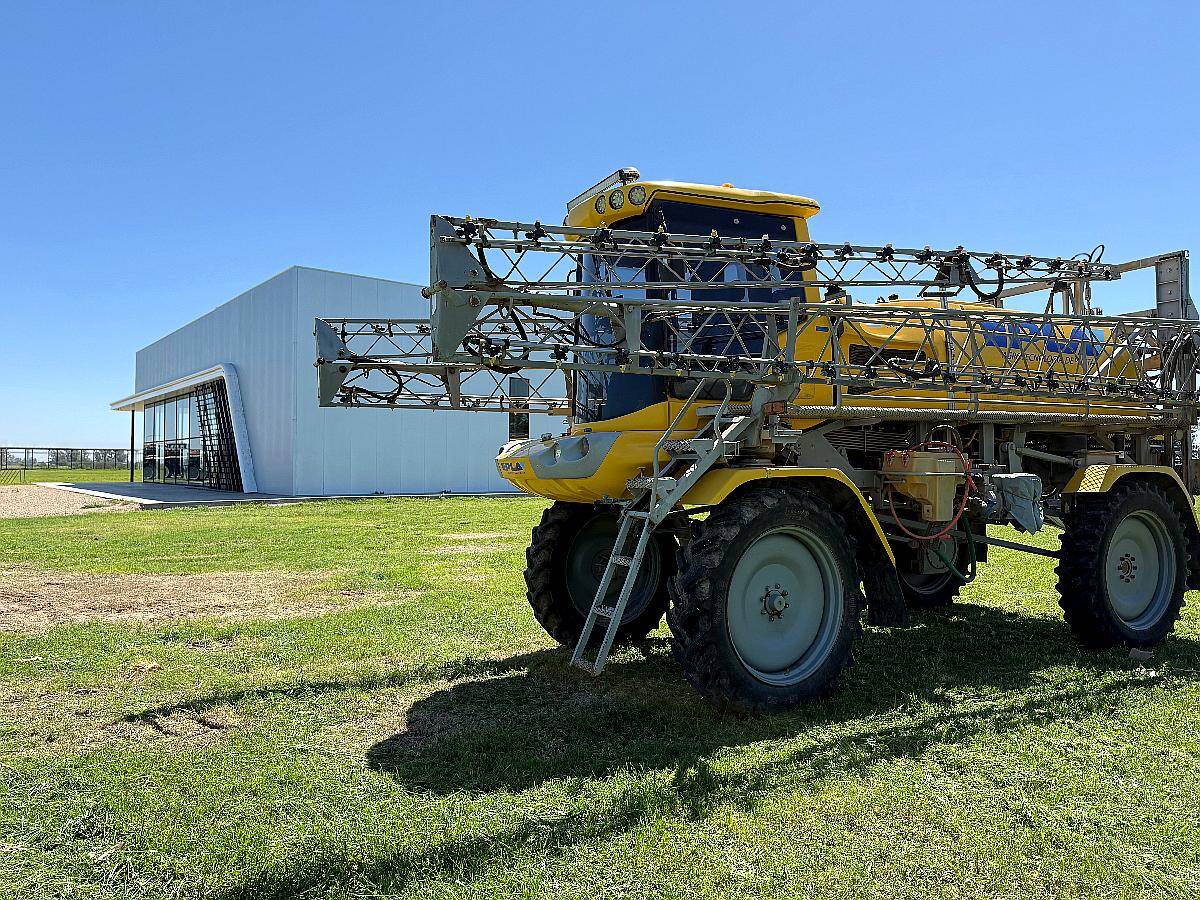 Pla 2700 con Piloto Cortes Automáticos Botalón 27mts