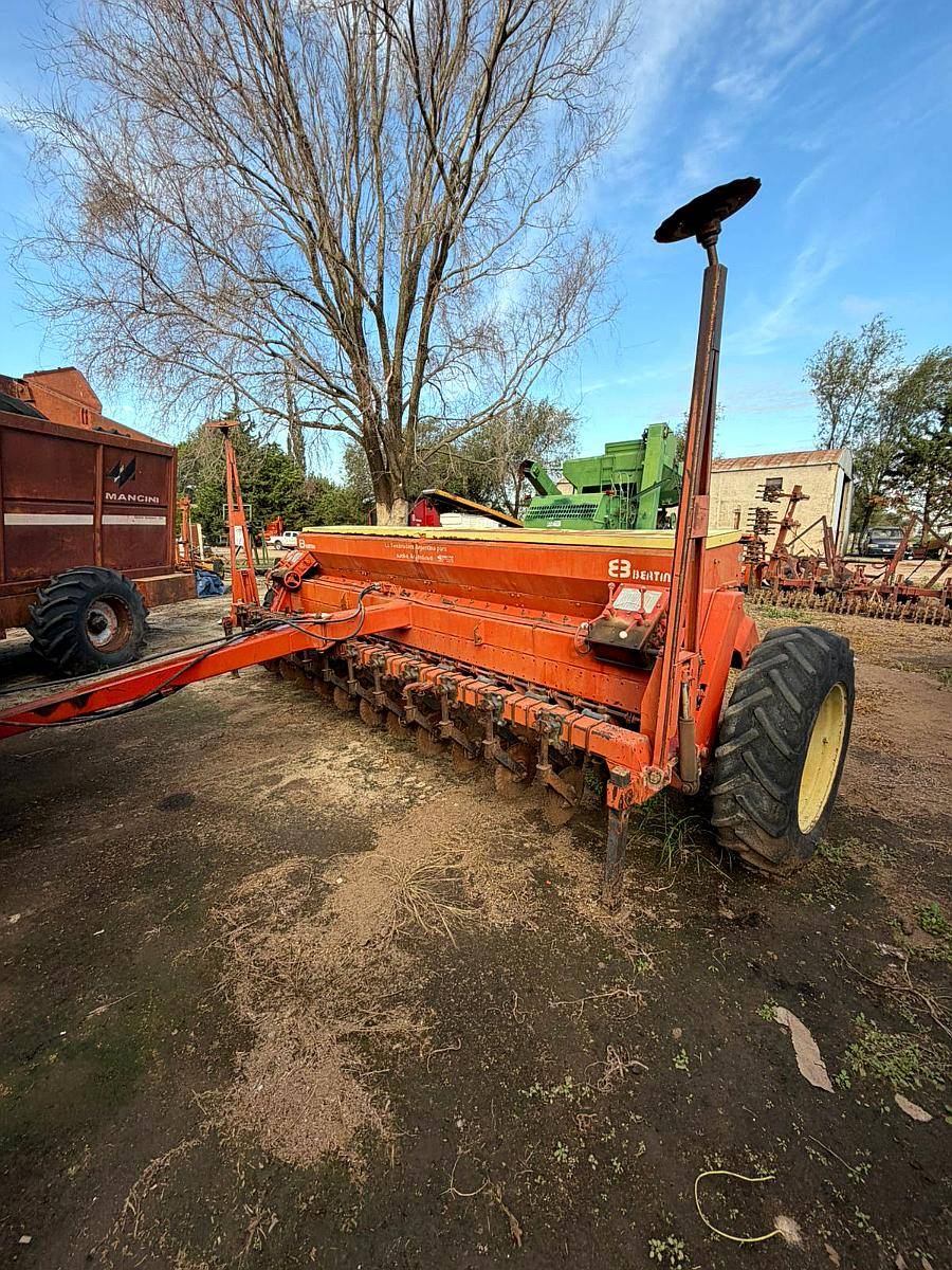 Sembradora Bertini 10000 Directa y Fertilizador 25 Lineas 1