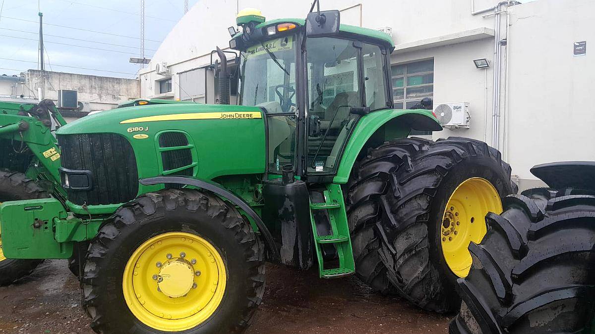Tractor John Deere 6180j Mod. 2017