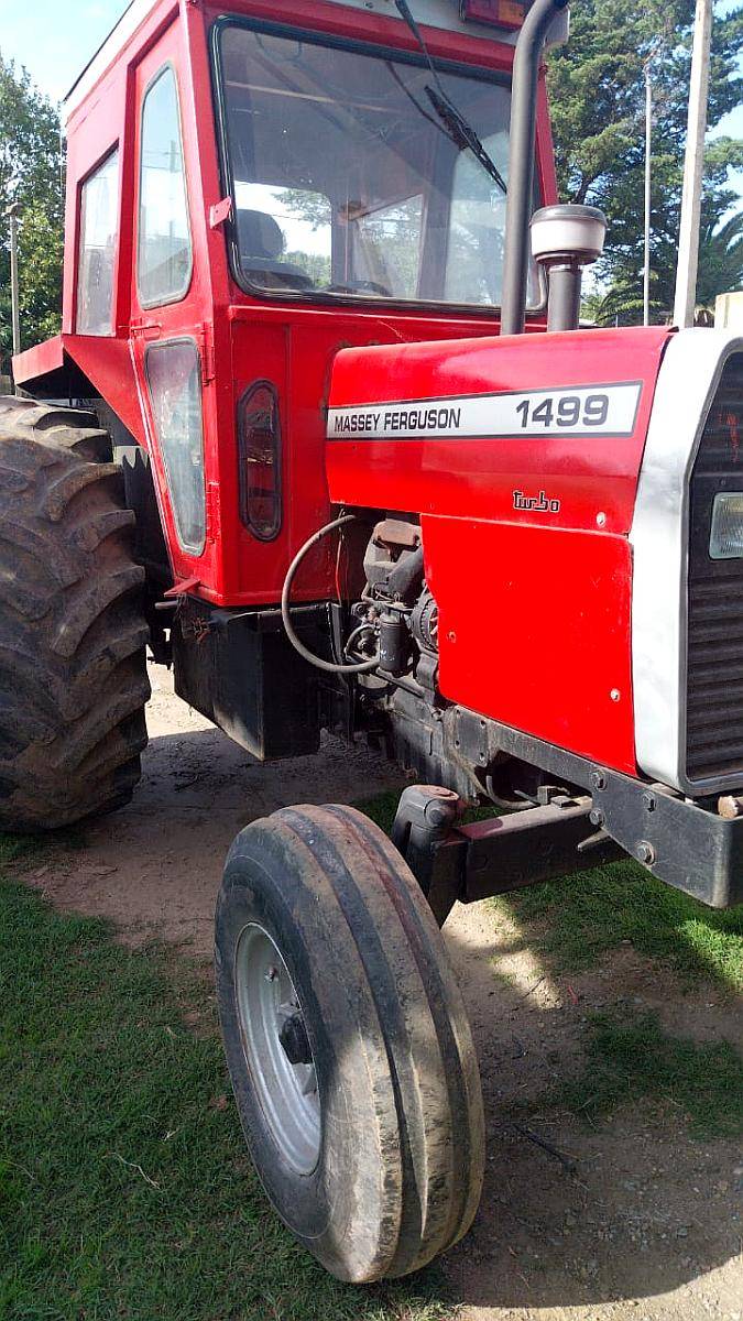 Tractor Massey Ferguson 1499
