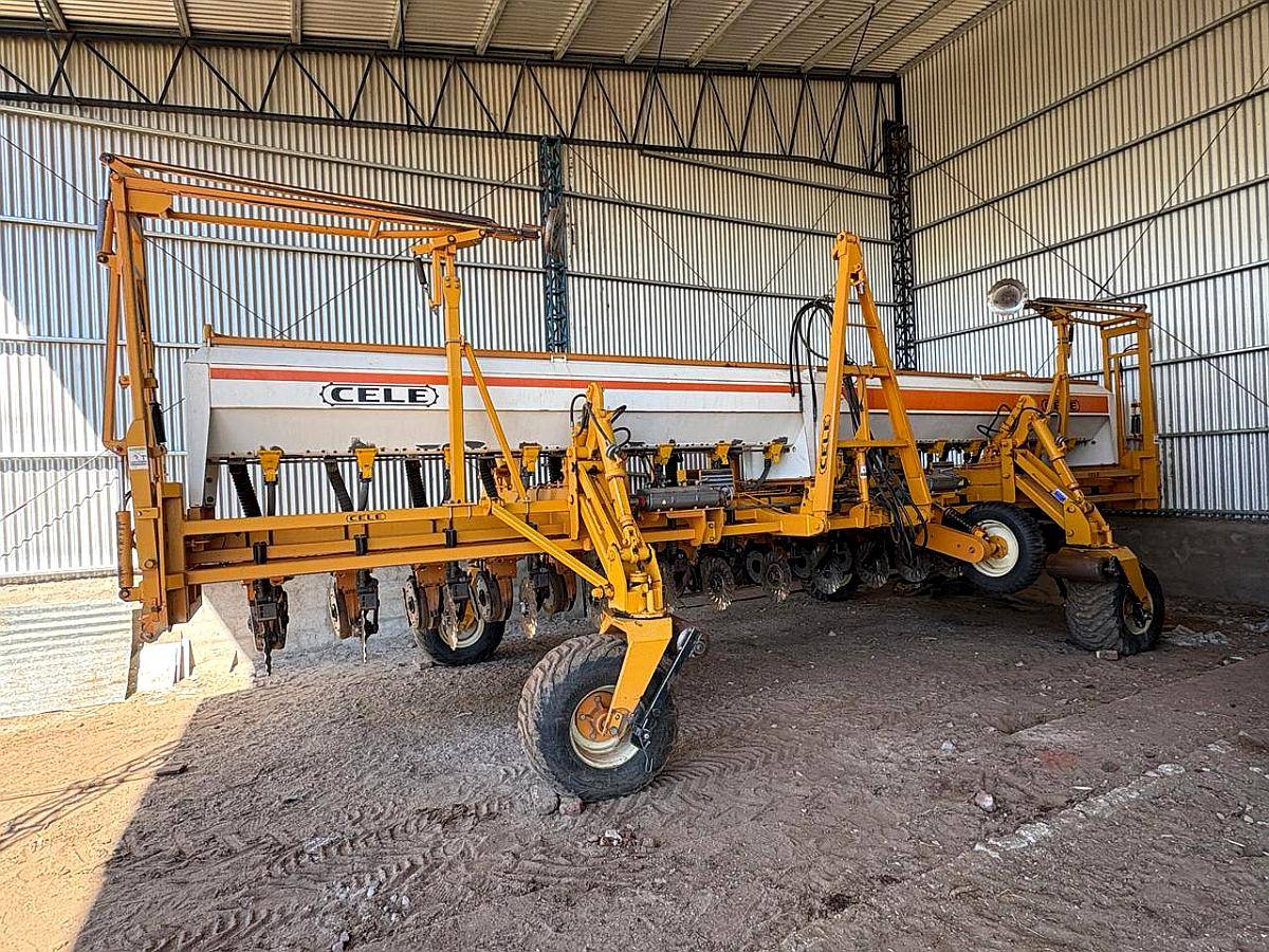 Sembradora Cele de 16 a 52