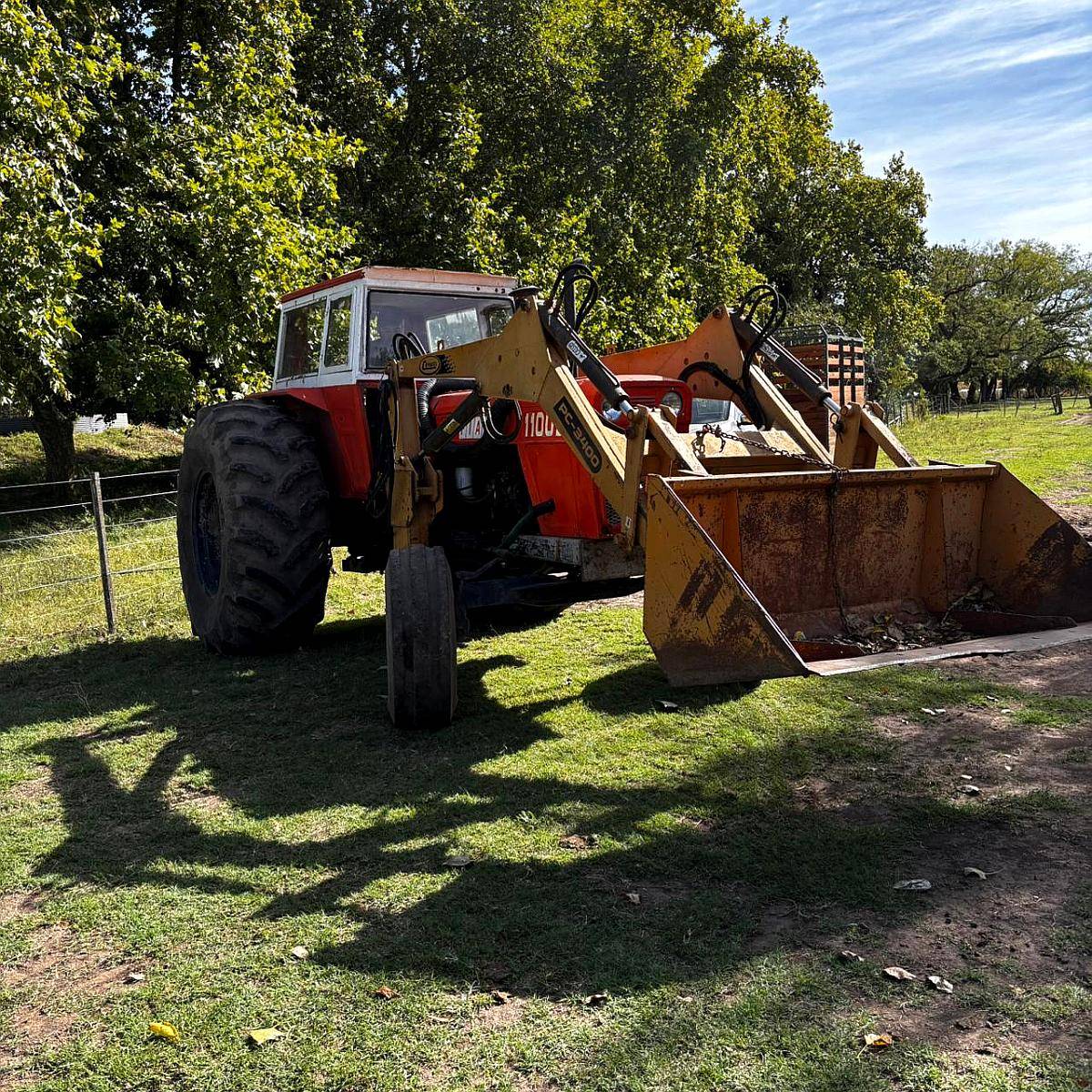 Fiat 1100 con Pala Frontal