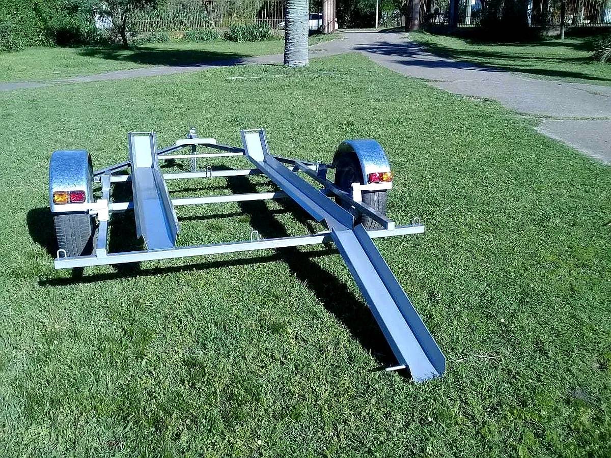 Trailer para Dos Motos