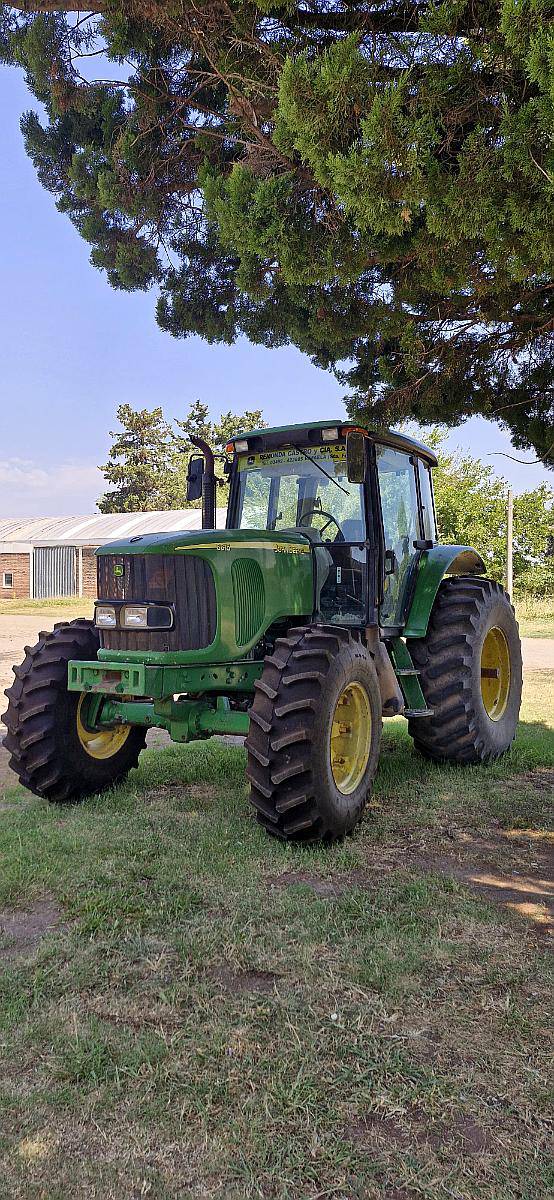 Tractor John Deere 6615 - 2008
