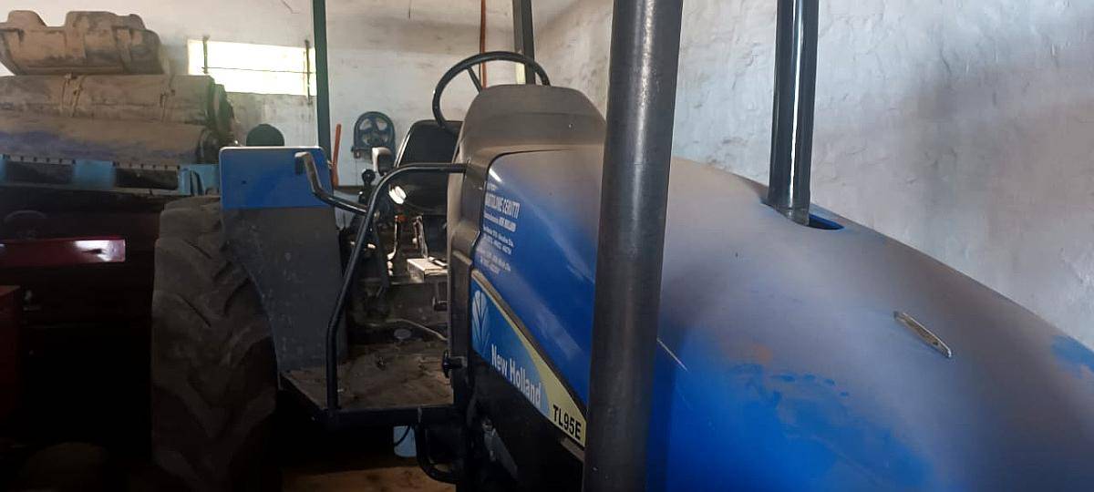 New Holland TS 95 e Disponible