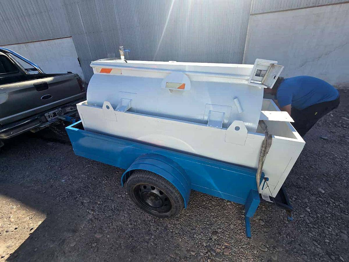 Tanque de Combustible/ Estación Móvil 1000lts