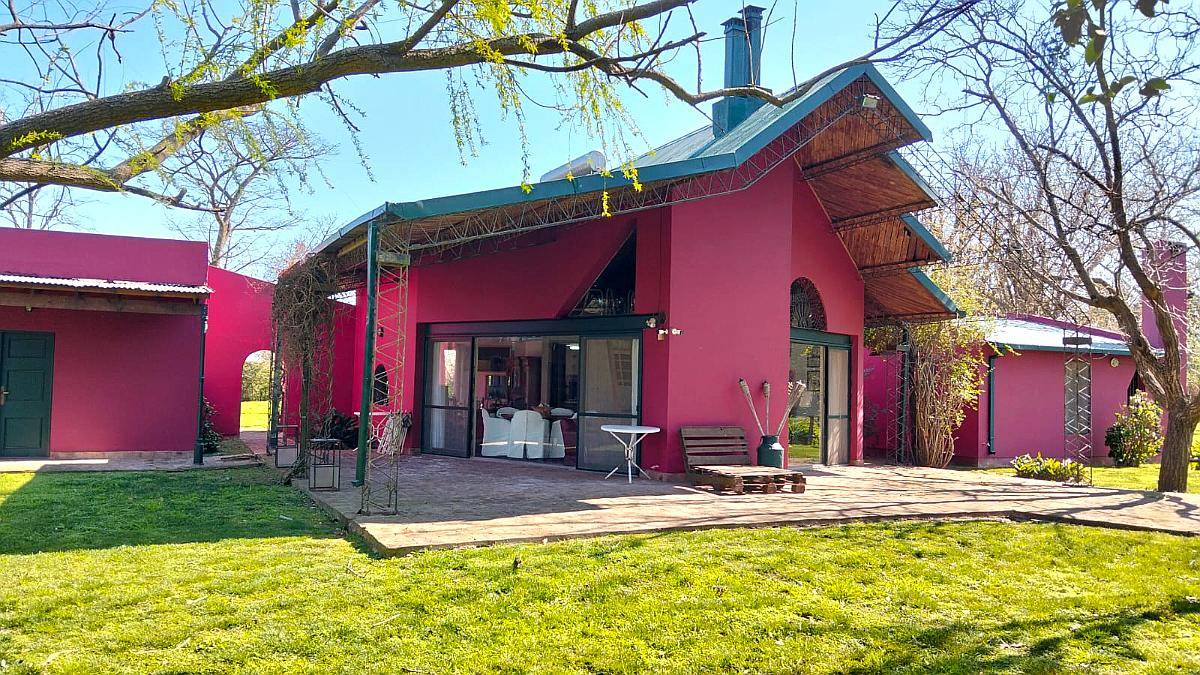 En Venta Finca de 11 Hectáreas, Tres Casas Excelente Parque