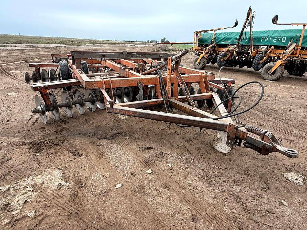 Rastra Descencontradas de Arrastre Budassi 40 Platos Usada