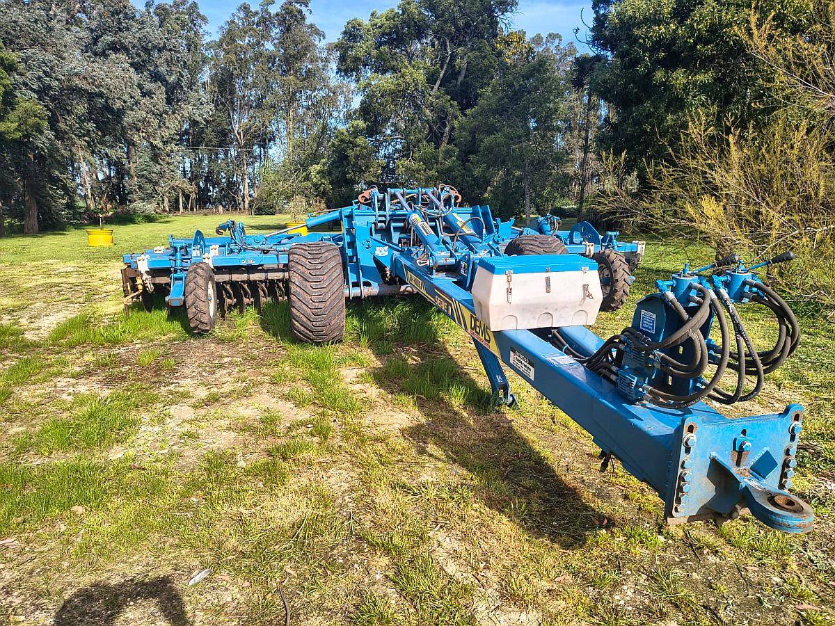 Acondicionador de Suelos Dems Serie II de 6 Mts