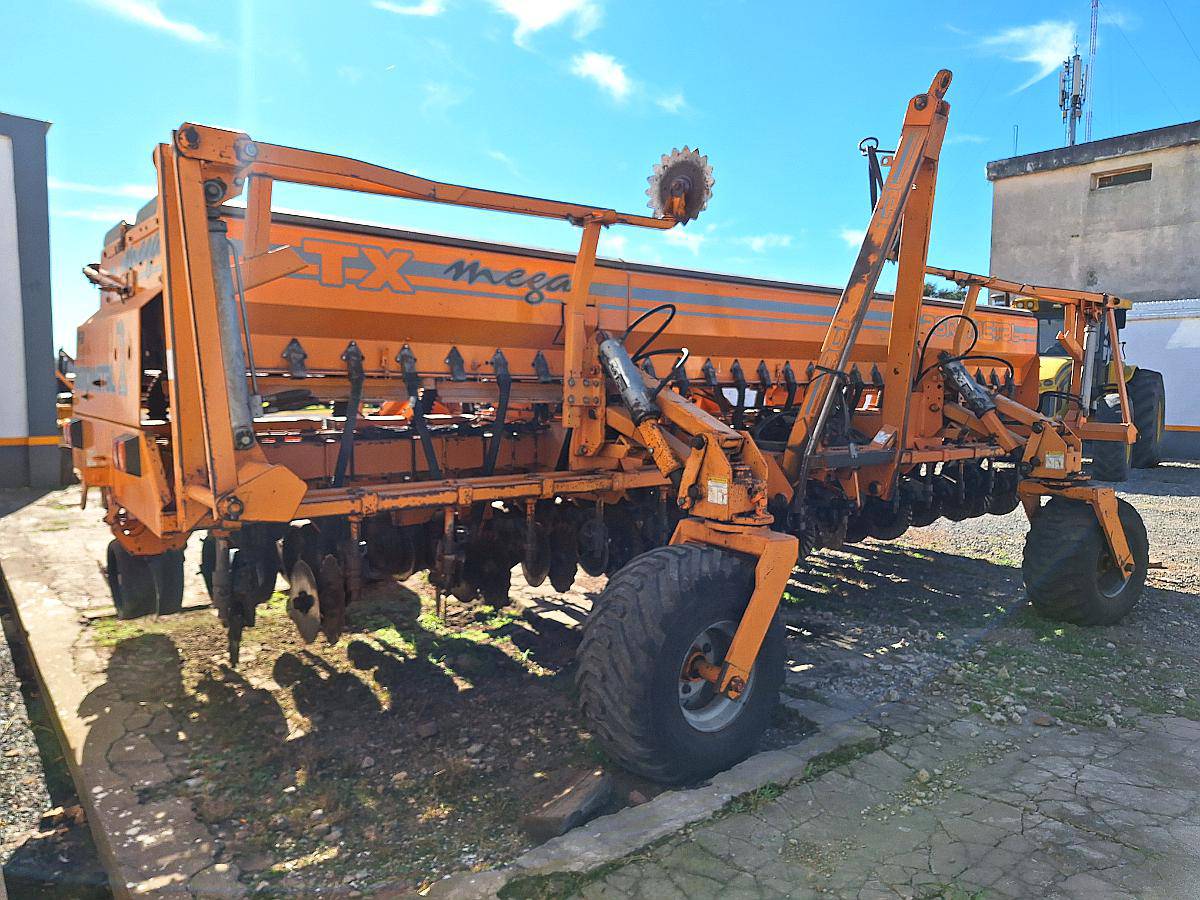 Mega 16 a 42 muy Buena