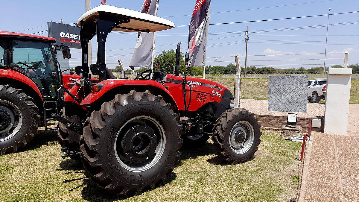 Tractor Farmall 80 JXM