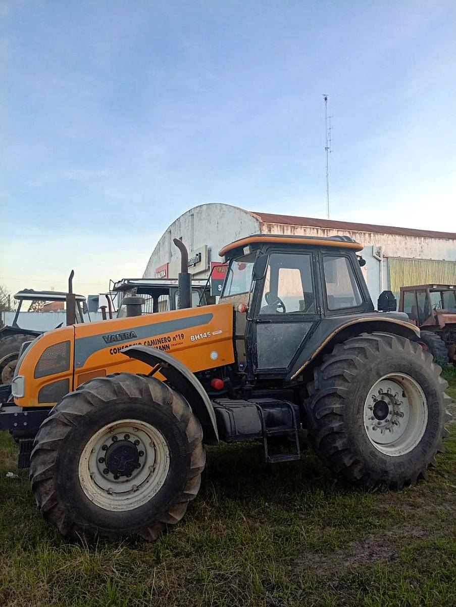 Tractor Valtra BH 145 Generacion 2