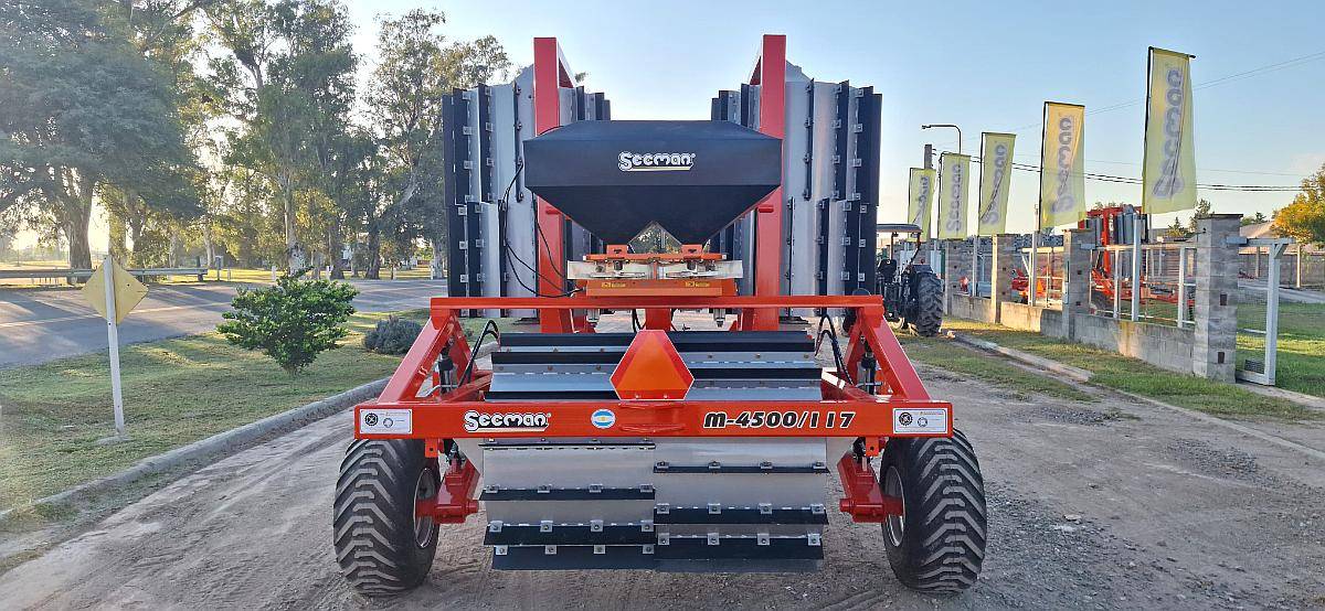 Rolo Triturador M-4500/117 Secman C/sembrador 300 Pasturas