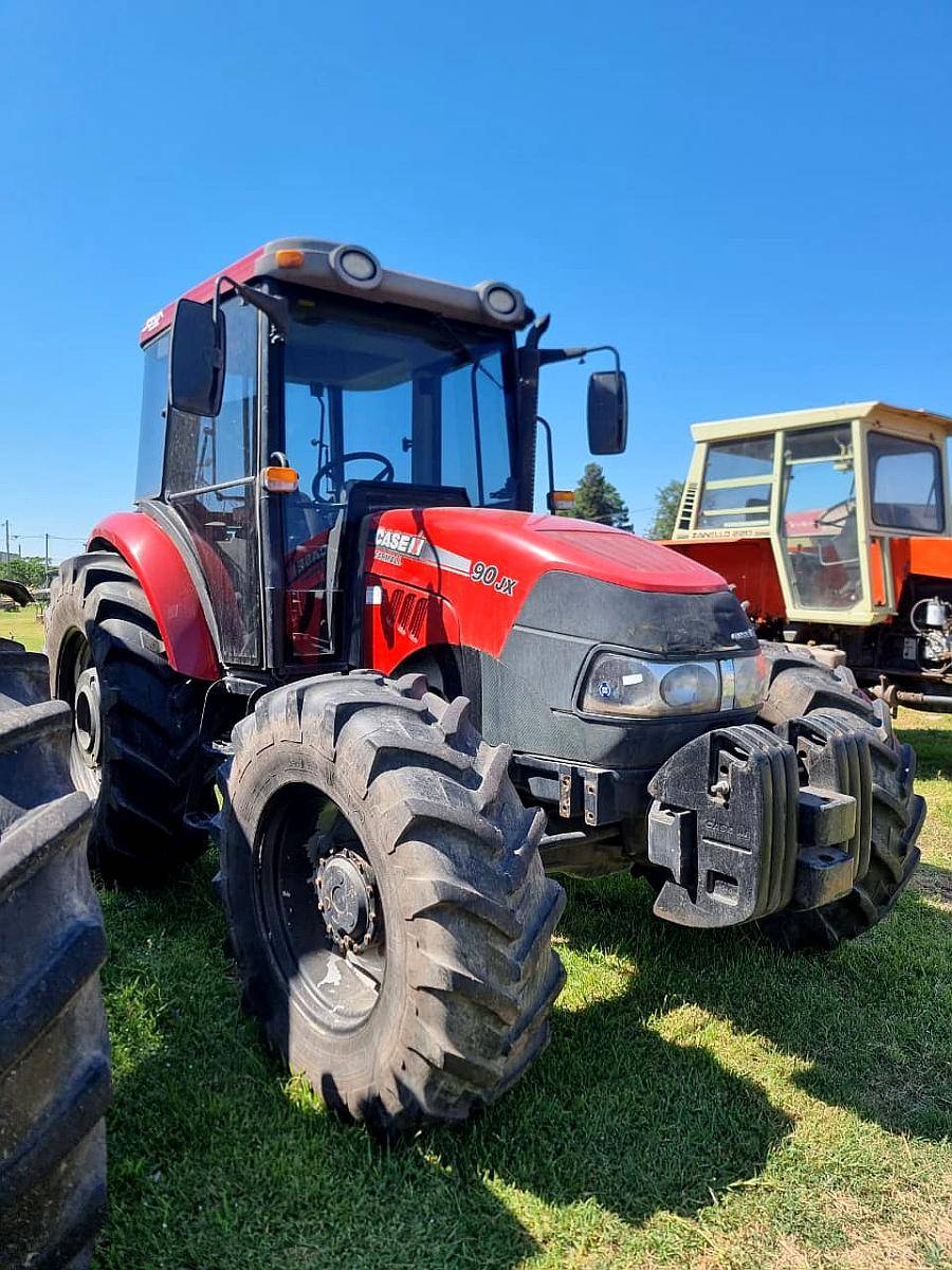 Tractor Case IH Farmall 90 JX 2018 en Buen Estado General