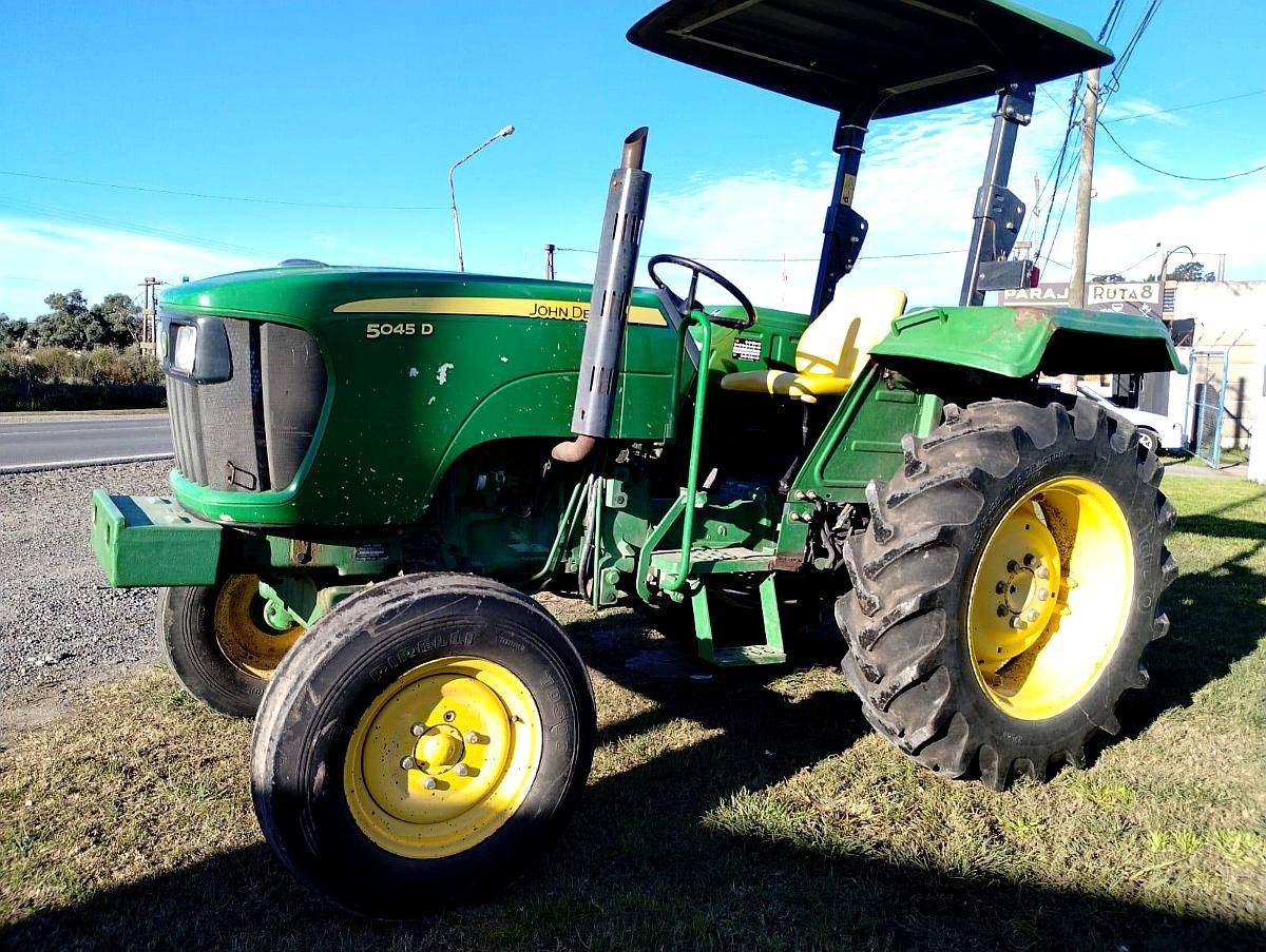 John Deere 5045d, año 2016