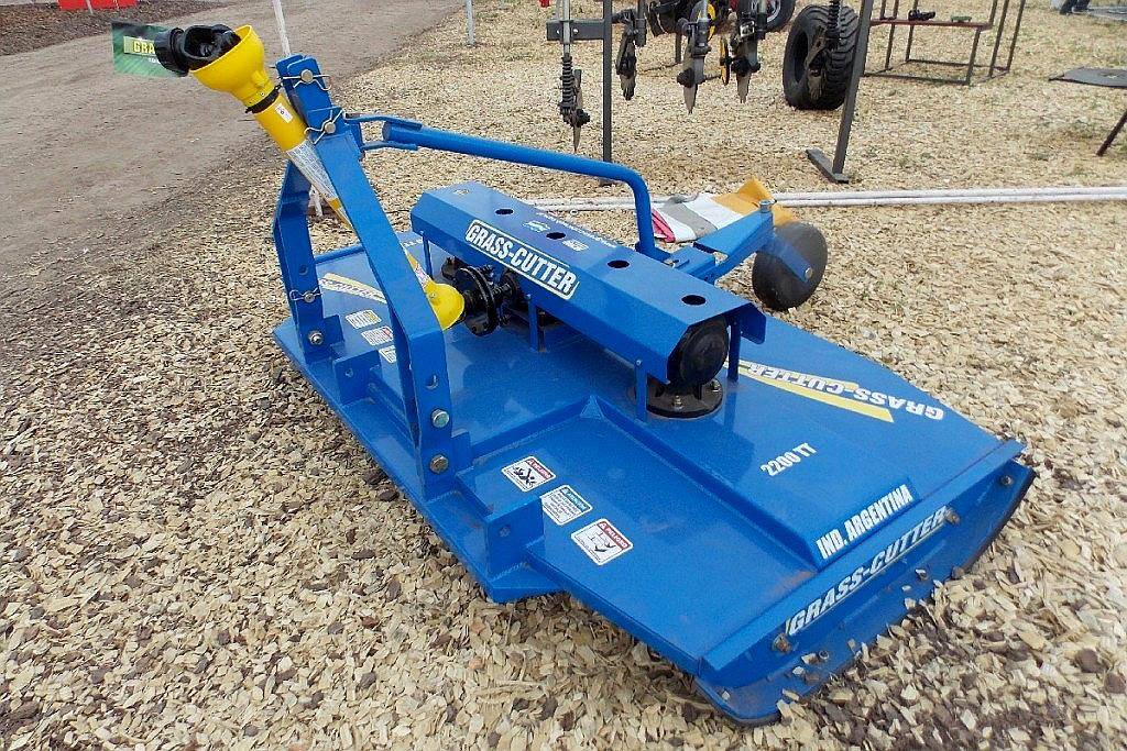 Desmalezadora Grass Cutter 2600 TT de 2,60 y Tres Pts
