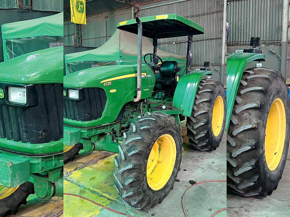 Tractor John Deere 5725, año 2010