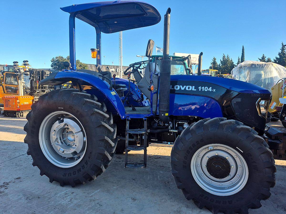 Tractor Lovol 110hp Nuevo