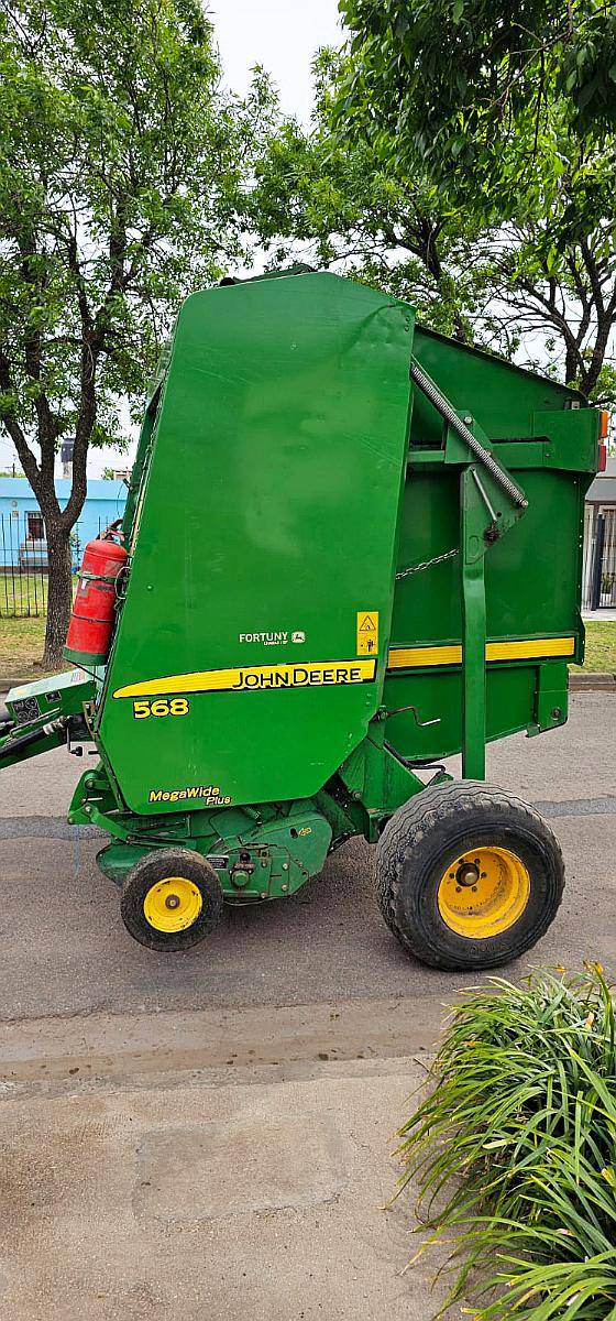 Rotoenfardadora John Deere 568 MW, 2017