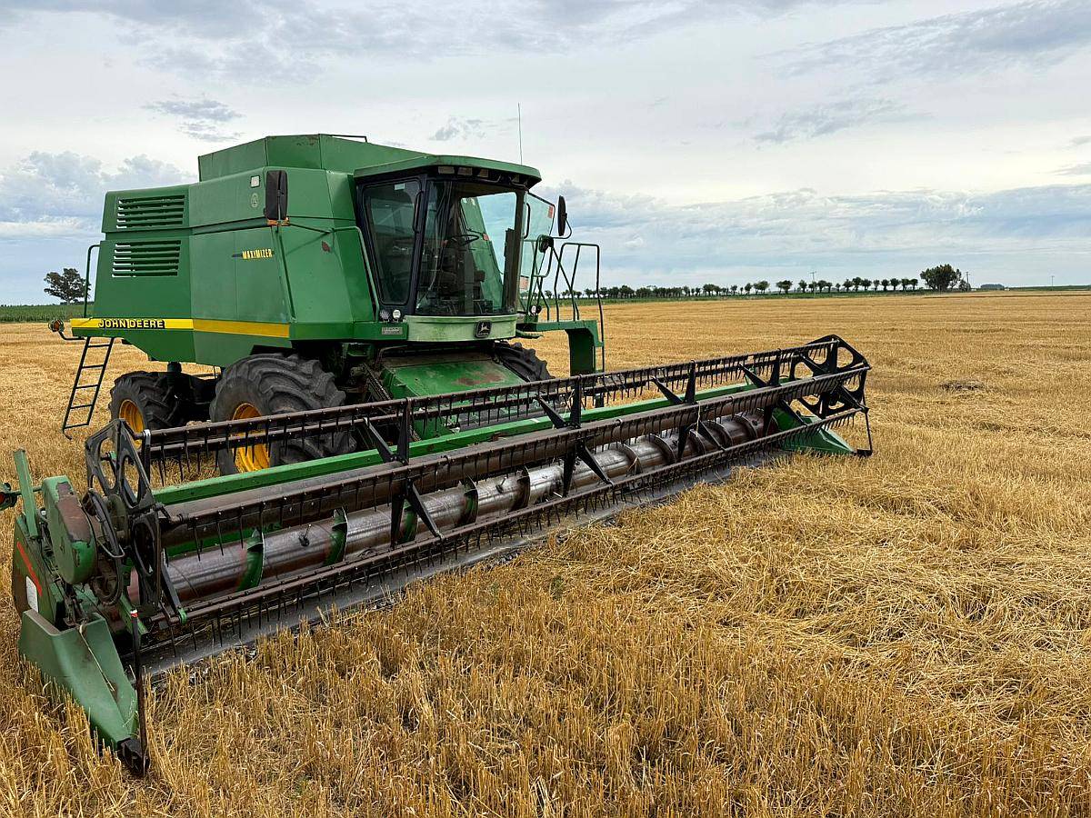 John Deere Maximizer 9610, Doble Traccion