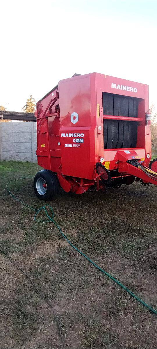 Rotoenfardadora Mainero Mod. 5880