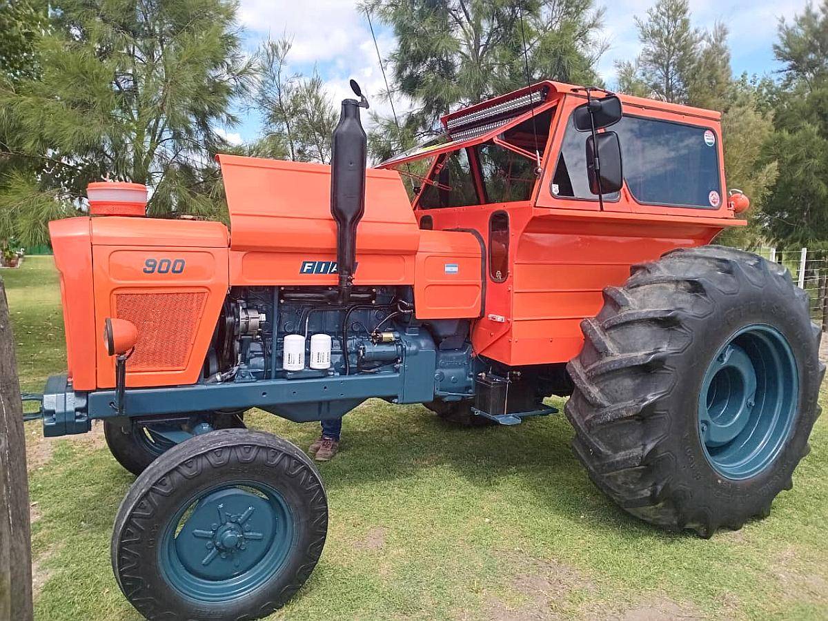 Tractor Marca Fiat 900