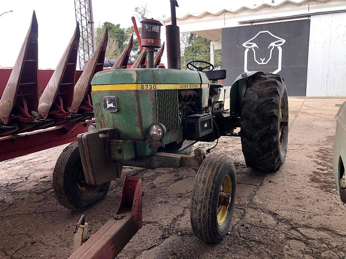 John Deere 2730 sin Cabina