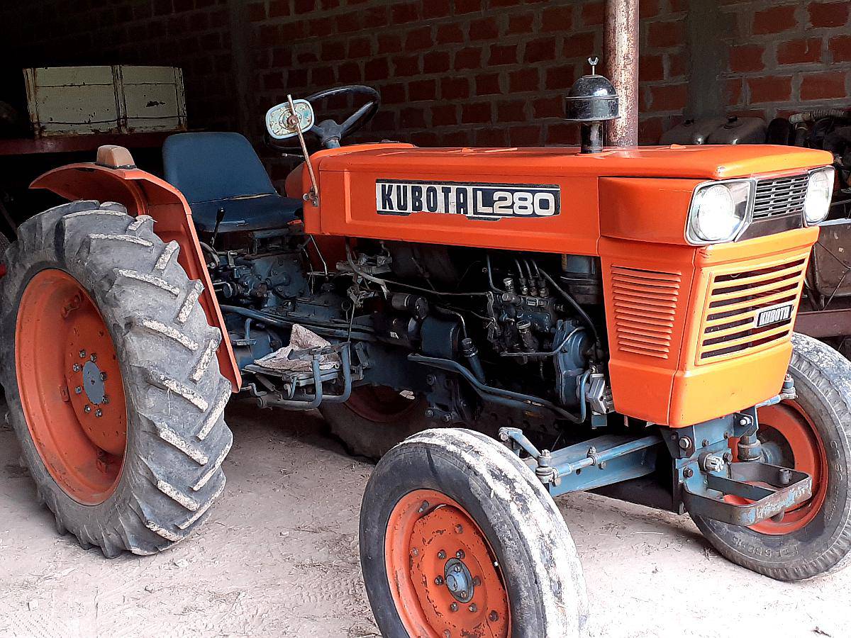 Tractor Fiat Kubota 280 con 3 Puntos Original Año 1990 Agroads