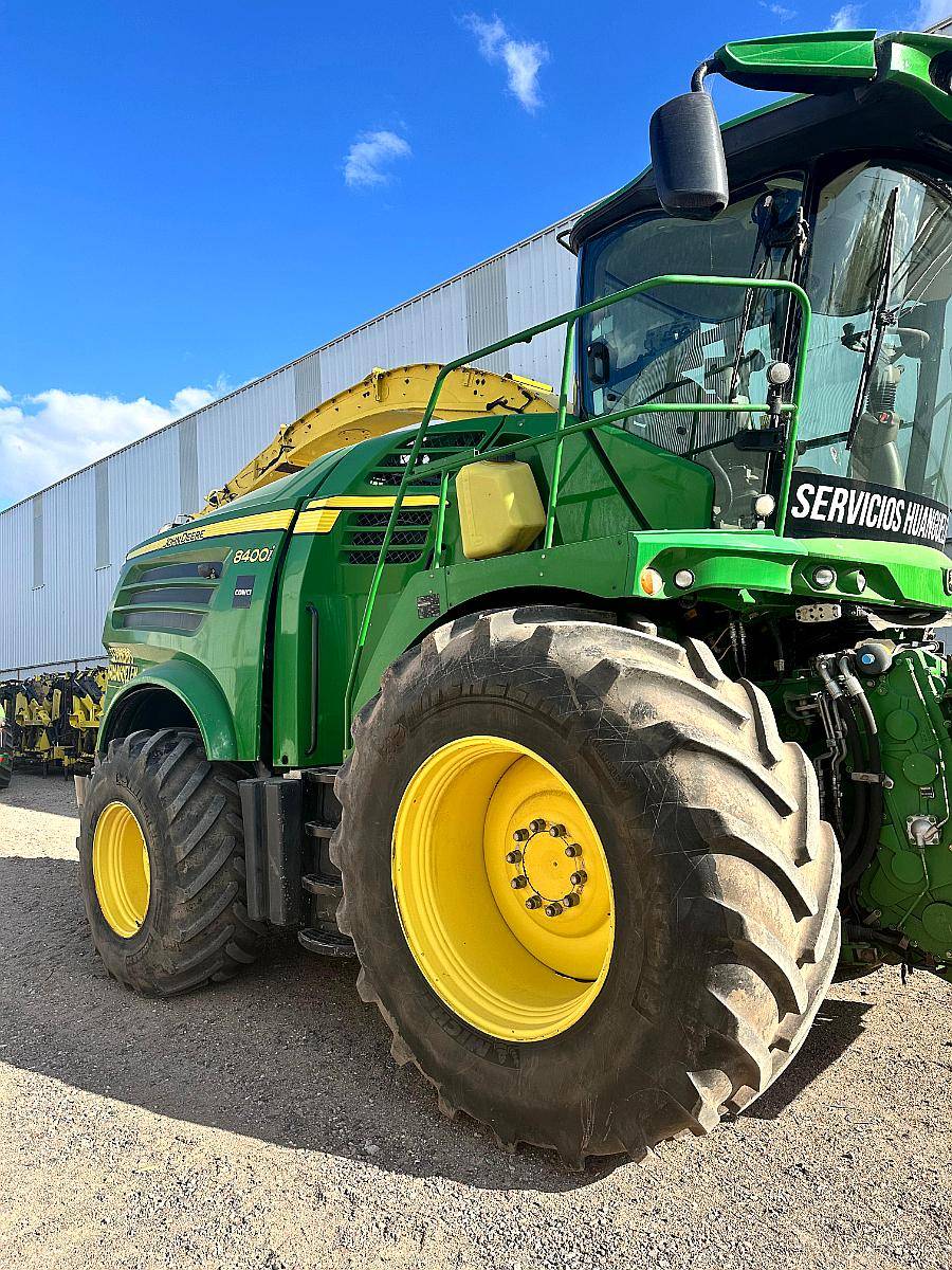 Picadora de Forrajes John Deere 8400 Kemper 360