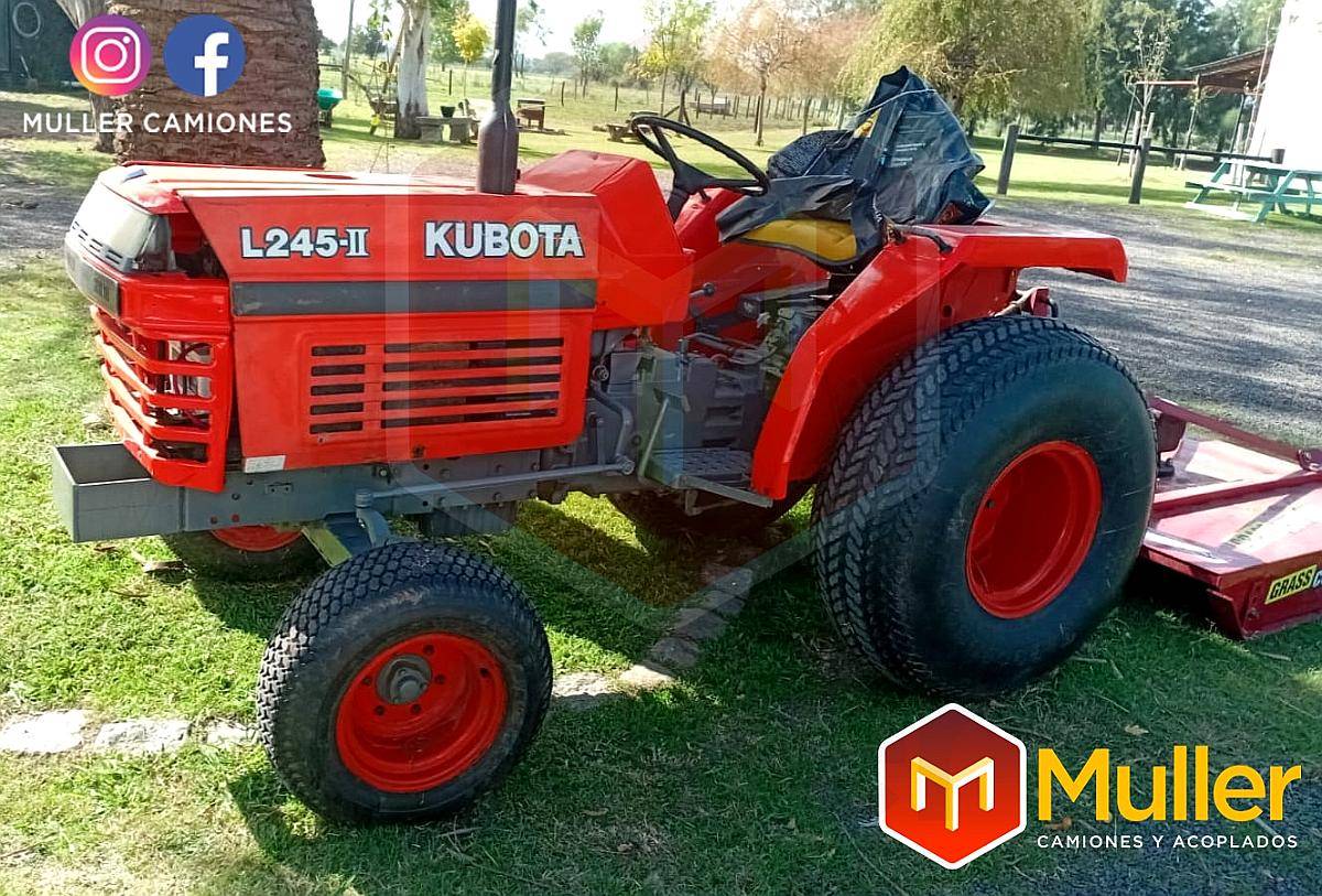 Tractor Kubota Japones L245-serie II año 1997