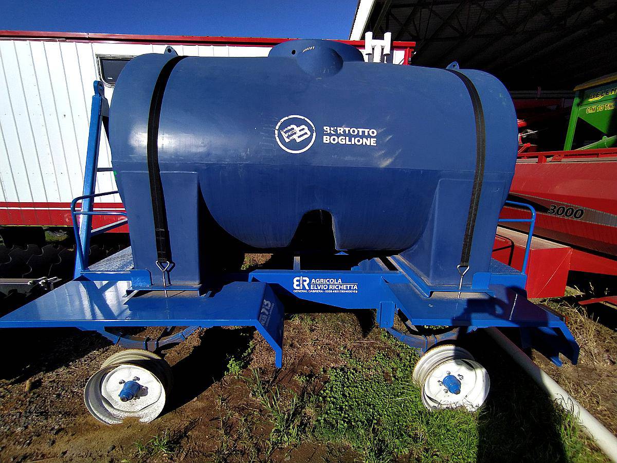 Acoplado Tanque Apoyo Berttoto-boglione - 3500 Lts - 0 KM.