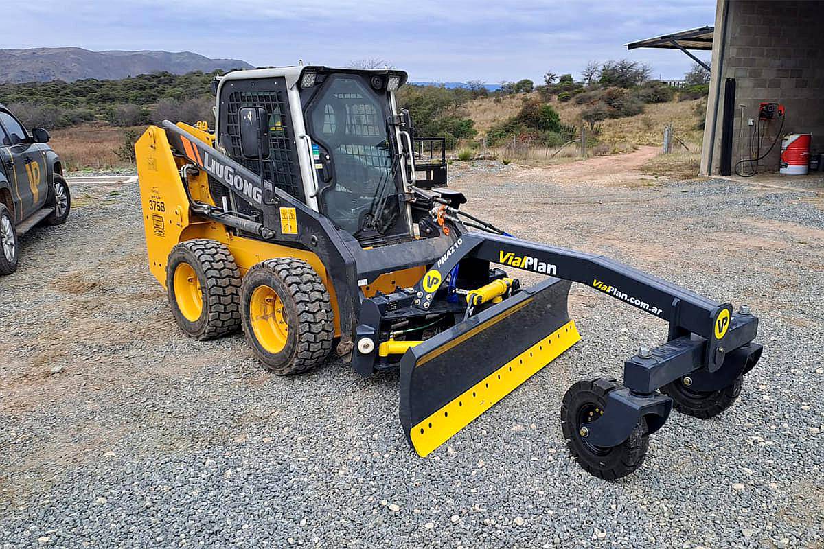 Pala Niveladora con Apoyo - Implemento para Minicargadora