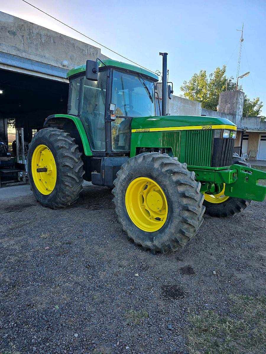 Tractor John Deere 7505