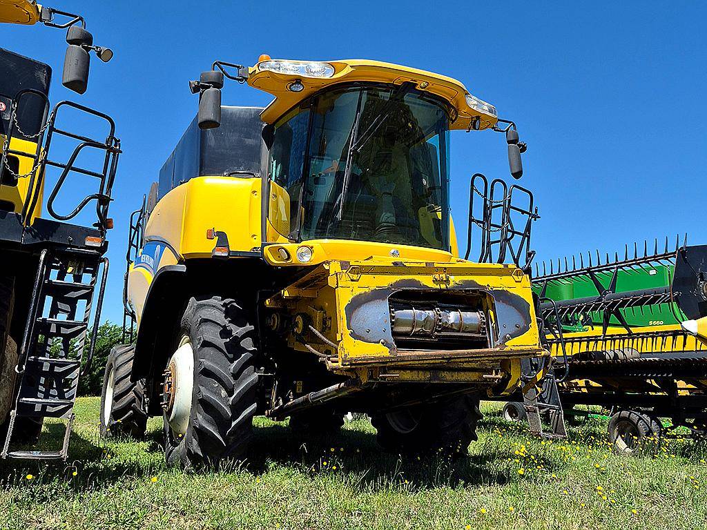 Cosechadora New Holland 9060. año 2017