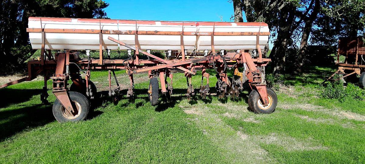 Fertilizadora Stefoni 12 a 52